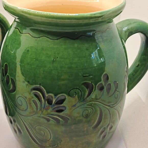 Vintage Green Pottery Mugs. - Picture 3 of 7